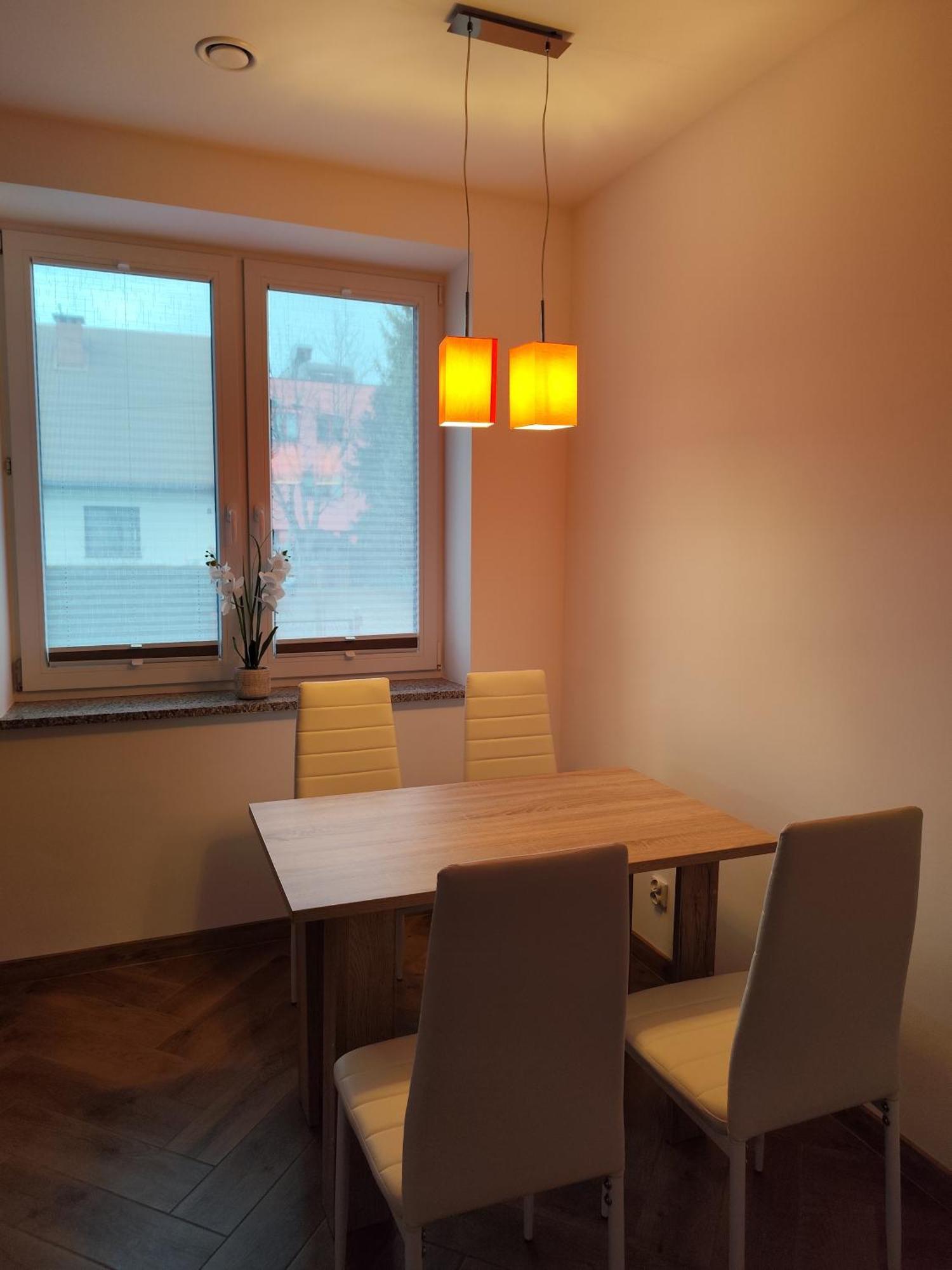 Berryblossom Estate Кросно Экстерьер фото